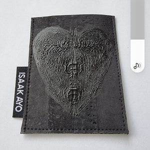 Porta-cartões vegano "Okam mi", porta-cartões em cortiça pintada à mãoPorta-cartões veganos.
