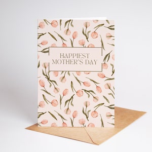Tarjeta de felicitación imprimible del día de la madre más feliz del tulipán crema y rosa, tarjeta del día de la madre plegada floral de primavera 5x7, impresión de descarga instantánea en casa