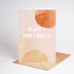 Tarjeta de felicitación imprimible de feliz cumpleaños con acuarela, tarjeta plegada con círculos de pintura de arte minimalista moderno, tarjeta de cumpleaños en color óxido y rosa, para imprimir en casa