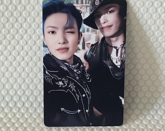 Ateez : Hongjoong/Mingi The World EP 2 Outlaw Minirecord  LD  Photocards