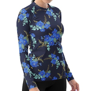 Blue floral women&#39;s rash guard