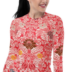 Women&#39;s rash guard red print, long sleeve shirt with UV protection, modest swimwear, water sports, beach wear, resort wear