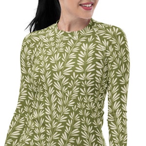 Women&#39;s rash guard leaves on green, long sleeve shirt with UV protection, modest swimwear, water sports, beach wear, resort wear