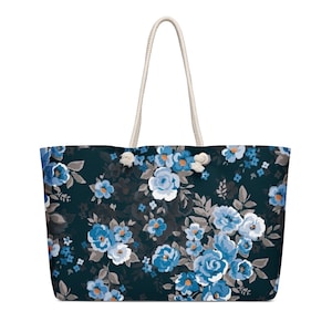 Oversized beach bag