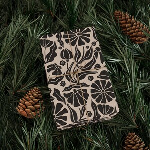 Papel de regalo floral, elegante para ocasiones especiales, papel de bellas artes de 90 g/m² imagen 9