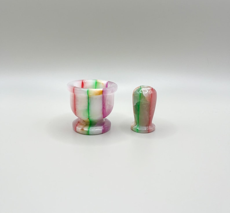 mortar & pestle, Kitchen decor, green onyx, banded onyx green banded onyx, christmas gifts, gifts for mom, gifts for her, polished stone, grinding tool, mortar and pestle forgrinding