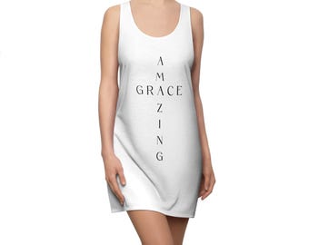 Grace Racerback Dress - Vertikales Typografie-Design