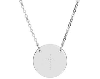 "Edelstahl Halskette mit der Gravur ""Grace""."