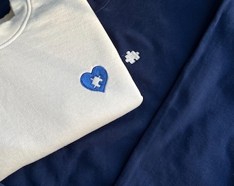 Gesticktes Puzzle Piece Herz Sweatshirt, Valentinstagsgeschenk