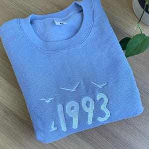 Besticktes Sweatshirt, Besticktes Sweatshirt, Rundhalsausschnitt, Besticktes Sweatshirt