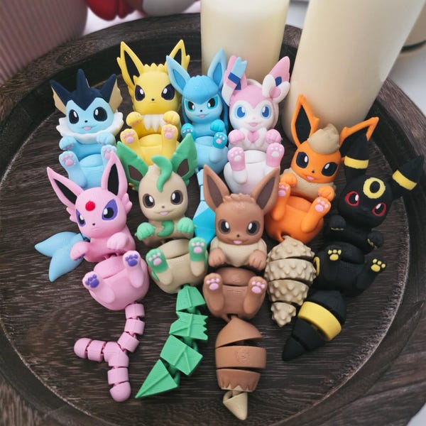 Eevee Evolutions Pokemon Fidget Keychain | 3D Printed | Eevee, Umbreon, Sylveon & More!