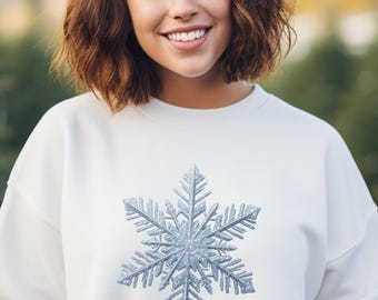 Snowflake Sweatshirt, Winter Crewneck Pullover, Cozy Holiday Sweatshirt, Christmas Snowflake Top, Festive Winter Clothing Gift