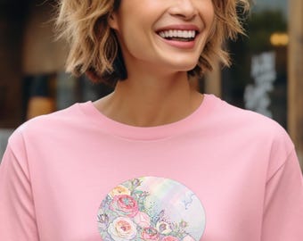 Floral Rose T Shirt, Aquarell Blumen Grafik T-Shirt, Cottagecore Botanische Shirt, Romantische Pastell Rosen Kunst, Feminine Natur Top