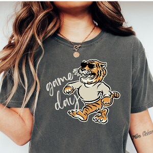 Tigers shirt, Go Tigers, Tiger Game day shirt, Team spirit shirt, tiger spirit shirt, tiger tee, Comfort Colors®, Tigers Shirt for Game Day