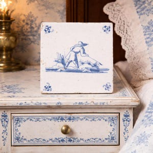 Dutch Delft Blue tile, shepherd and sheep, circa 1700. Antique.
