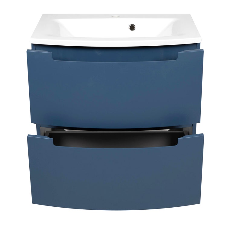 Puede incluir: Un tocador de ba&ntilde;o azul con dos cajones y un lavabo de cer&aacute;mica blanca. Los cajones tienen bordes curvos y un dise&ntilde;o moderno.