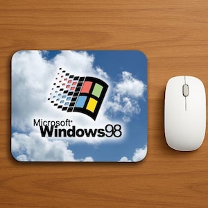 Windows 98 Retro Mouse Pad: Classic PC Gamer Desk Decor