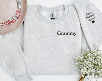 Custom Grandma Embroidered Sweatshirt Granny with Grandkids Names on Sleeve Sweatshirt Grandma Gift i1418