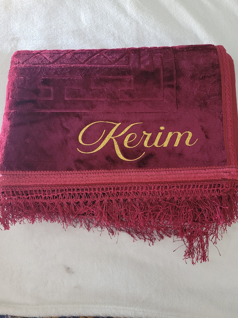 Tapis de prière personnalisé pour Ramadan, cadeau Ramadan, cadeau Aid, cadeau eid Rouge bordeaux