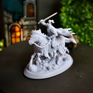 Caballero de la Muerte a Caballo: Figura de Monstruo Jefe para misiones de mazmorras de TTRPG, RPG de fantasía, TTRPG, regalo para maestros de juego