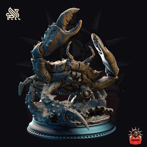 Giant Triclaw Crab Miniature – Sea Monster Boss for Fantasy TTRPG & Tabletop RPG, Resin Figure Gift for Dungeon Masters