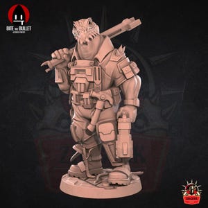 Space Lizard Mechanic Fighter Miniature, Dungeons and Dragons Mini, Hero Dungeon Quest, RPG Board Game Great DnD Gift Critical Role 5e