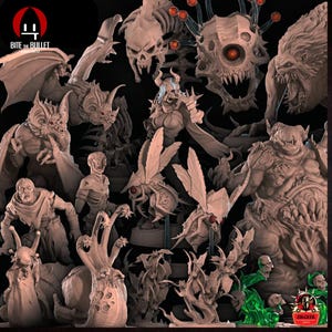 Op de afbeelding: Een verzameling onbeschilderde miniatuur fantasiefiguren met diverse monsters, waaronder een gevleugeld vleermuiswezen, een schedel van een cycloop, een groot gehoornd beest, een mensachtige figuur, insectachtige wezens en een slakachtig monster op een zwarte achtergrond.