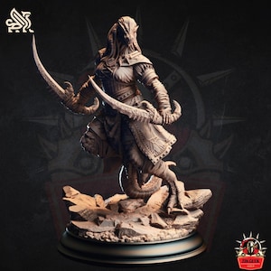 Black Dragonborn Rogue Miniature – Stealth Hero for Fantasy TTRPG, 28mm 32mm 38mm Resin Figure for Tabletop RPG and Board Games