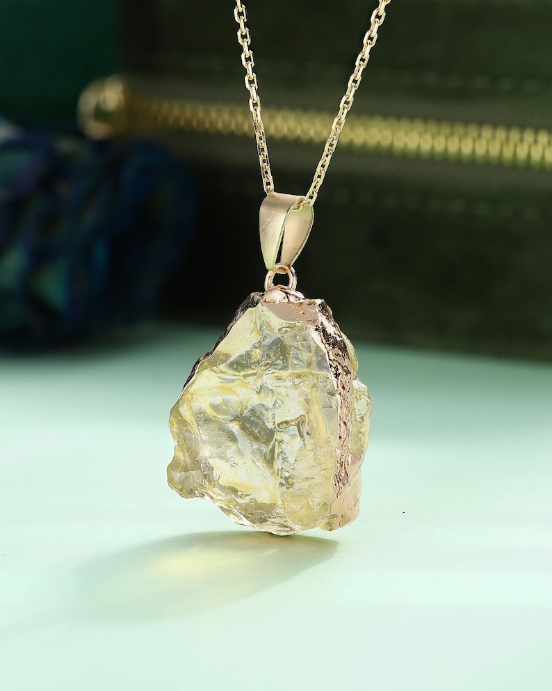 Energy Raw Citrine Pendant Necklace, Irregular Crystal Pendant, November Birthstone Gift for Her 画像 5