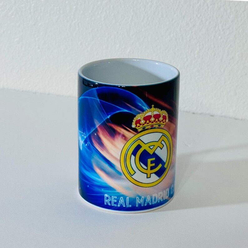 Taza de fútbol del Real Madrid / Cerámica de 15 oz, diseño vibrante imagen 10