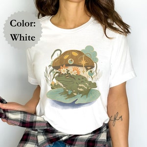 Mystic Frog Shirt, Frogs and Mushroom T-Shirt, Goblincore Clothing, Witchy Shirt, Toad Tshirt, Mushroom Shirt, Mystical Frog Shirt, Frog Tee