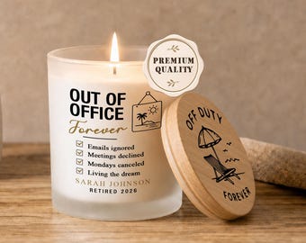 Personalized Retirement Candle - Funny Coworker Leaving Gift, Custom Happy Retirement Gift for Boss or Friend
