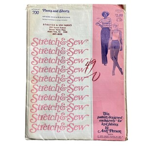 Stretch & Sew #700 Vintage Sewing Pattern Women's Pants, Shorts Hip Size 30-46 Trace Required Pattern