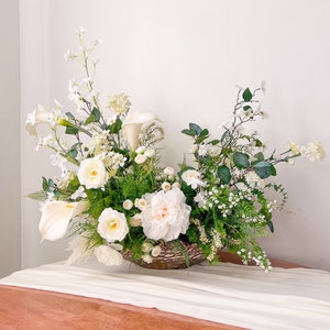 White Silk Flower Bouquet, Like Real Flower Centerpiece, High Quality Artificial Bunch of Flowers, White Flower Arrangement, Wedding Decor