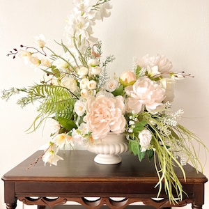 Silk Flower Arrangement with Peonies, Flower Arrangement for Home, Artificial Flower Centerpiece for Wedding, Wedding Table Centrepiece