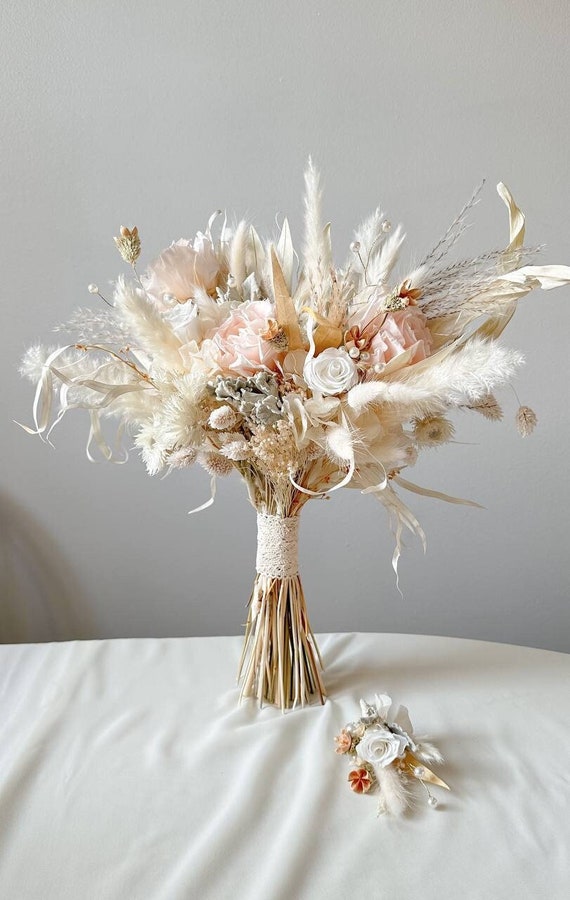 Pastel rose and pampas grass bouquet, Rustic wedding flowers, Pampas grass bridal bouquet, Boho style wedding flowers, Dried flower bouquet