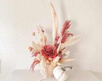 Light Terracotta Dried Flower Centerpiece in Wooden Pot, Home decor Flower Gift, Small Wedding Centrepiece, Dried flower decoration