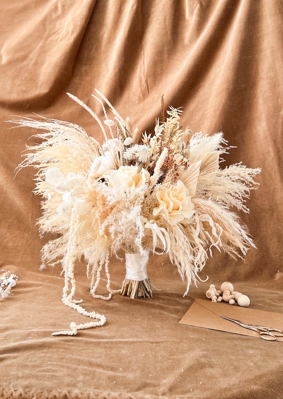 Large pampas autumn boho bridal bouquet with preserved roses and small dry flowers, Fall dry flower wedding bouquet, Fall Dry flower bridal