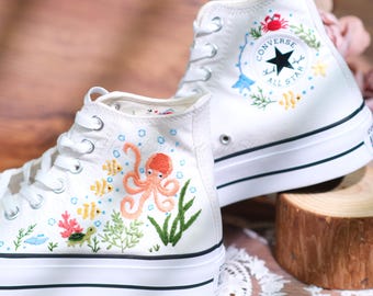Broderade Converse, Anpassade marina djur, bläckfisk, havssköldpaddor, clownfisk, tångskor, dykarpresent