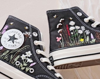 Col montant Converse broderie florale/Gif mariage/Broderie florale Chaussures de mariage/Converse brodée florale personnalisée pour la mariée