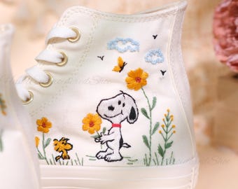 Broderade Converse Sneakers: Anpassad blommig hund, handgjorda skor
