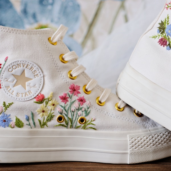 Custom Move Platform/White Wedding Flowers Embroidered Converse/Bridal Flowers Embroidered Sneakers/Wedding Flowers Embroidered Sneakers