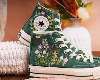 Zapatillas Converse de caña alta personalizadas con bordado: Chuck Taylor de los 70, flor de margarita