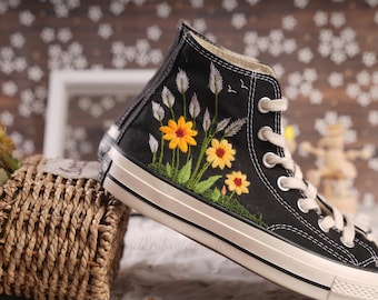 Zapatillas de boda bordadas a mano, Converse con diseño de girasol