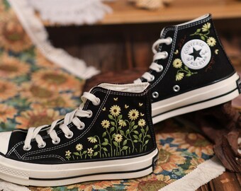 Zapatillas Converse bordadas a mano, ramo de girasoles y abejas, regalo de boda personalizado