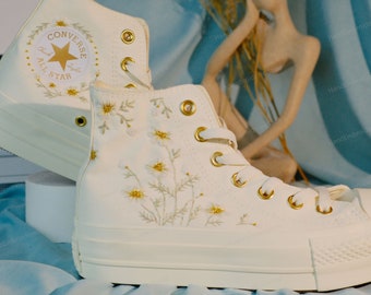 Handbestickte Chuck Taylor High Tops aus den 1970er Jahren, Blumengarten