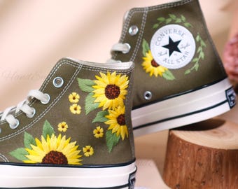 Zapatillas Converse con girasol bordado, estilo ramo verde