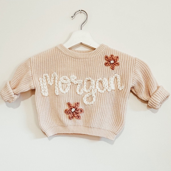 Pull bébé personnalisé | Pull brodé personnalisé pour bébés et tout-petits | Pull avec prénom brodé à la main | Nom Pull| Cadeau pour bébé et enfant en bas âge