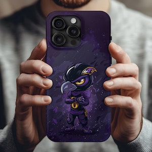 Raven Football Mascot iPhone Case Lila Teamgeist Chibi Art für iPhone 17 16 15 14 13 12 11 X 8 Pro Max Plus Mini XR