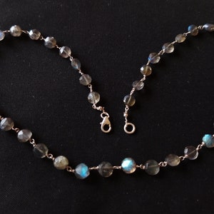 Labradorite gemstone beaded necklace, birthday gift for her, Birthstone necklace, labradorite beaded and silver wire chain rosary necklace